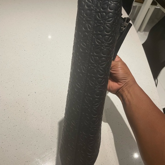 Loewe T pouch - Picture 7 of 9